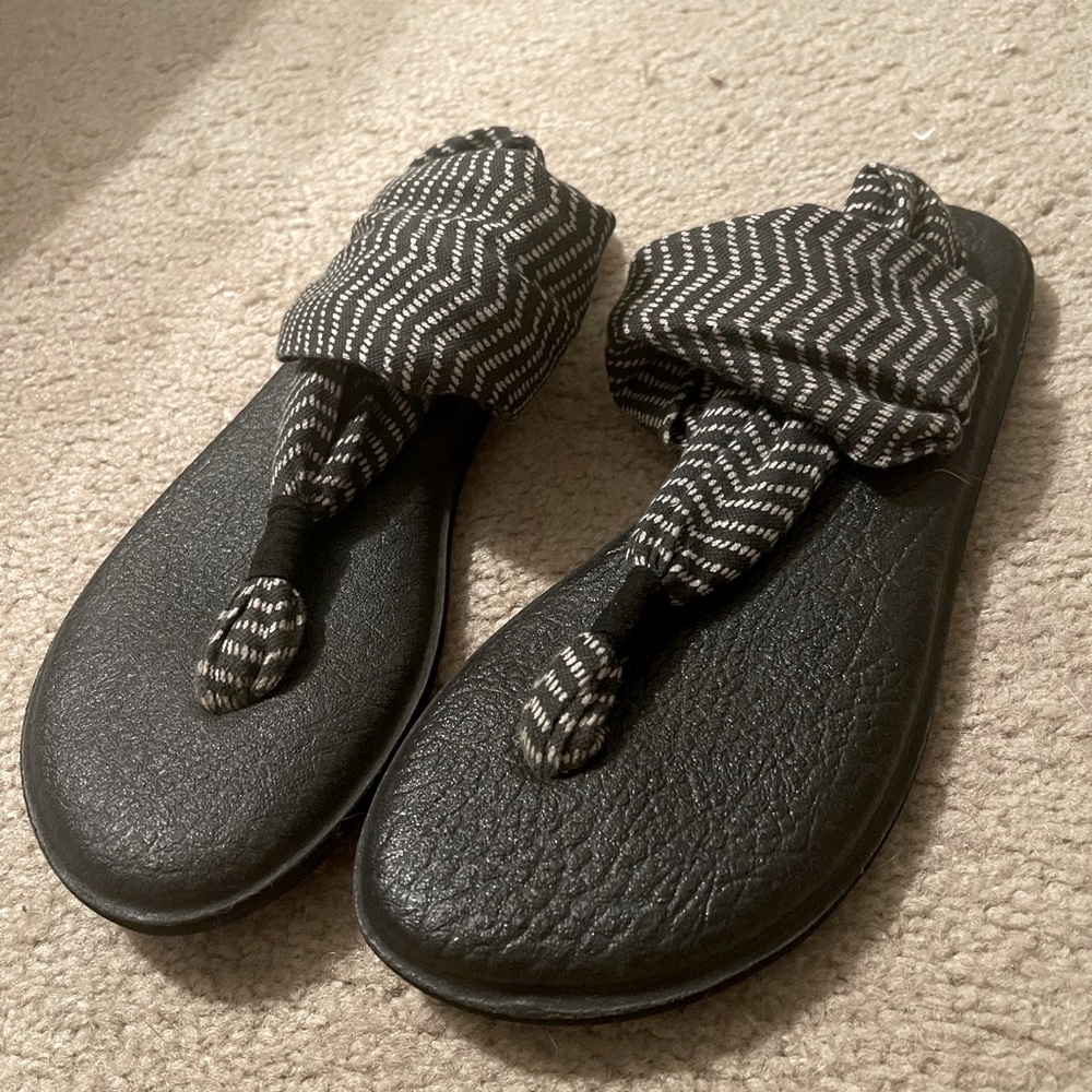 Sanuk Sling Sandals